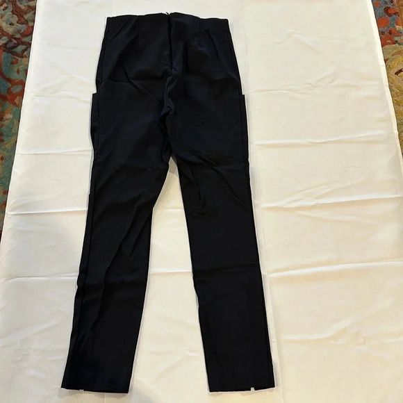 Athleta‎ Wander Slim Black Pants size 6 353450-02 excellent used condition EUC - Picture 4 of 6